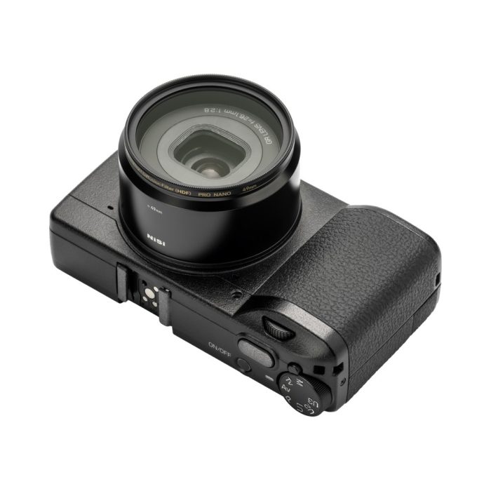 Ricoh GR III X con adattatore NiSi PR-12, vista dall'alto